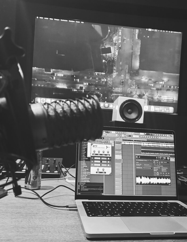 F057D333 8EF7 444F BC51 F4B9C0F1A246 793x1024